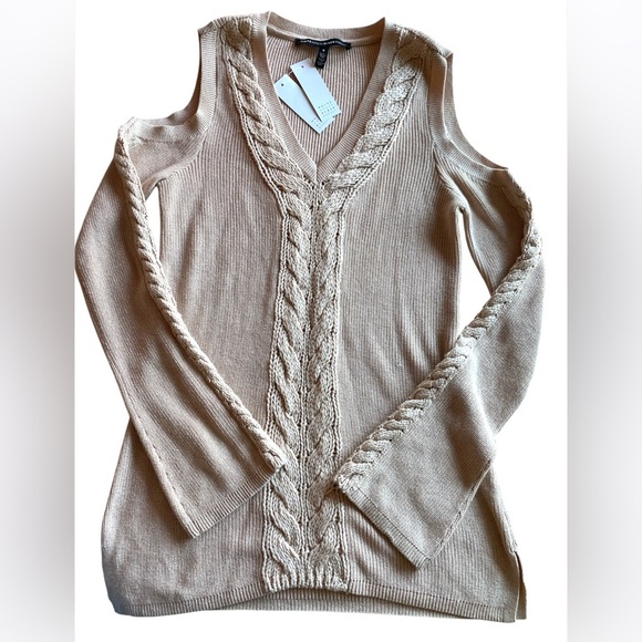 White House Black Market Tan V-Neck Sweater  cashmere with Cable Knit NWT - Picture 2 of 8